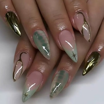 Emerald Muse Press On Nails – Green Chrome Almond Nails