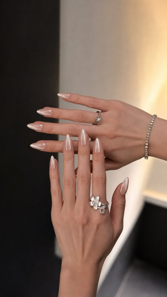 champagne-nude-press-on-nails-closeup