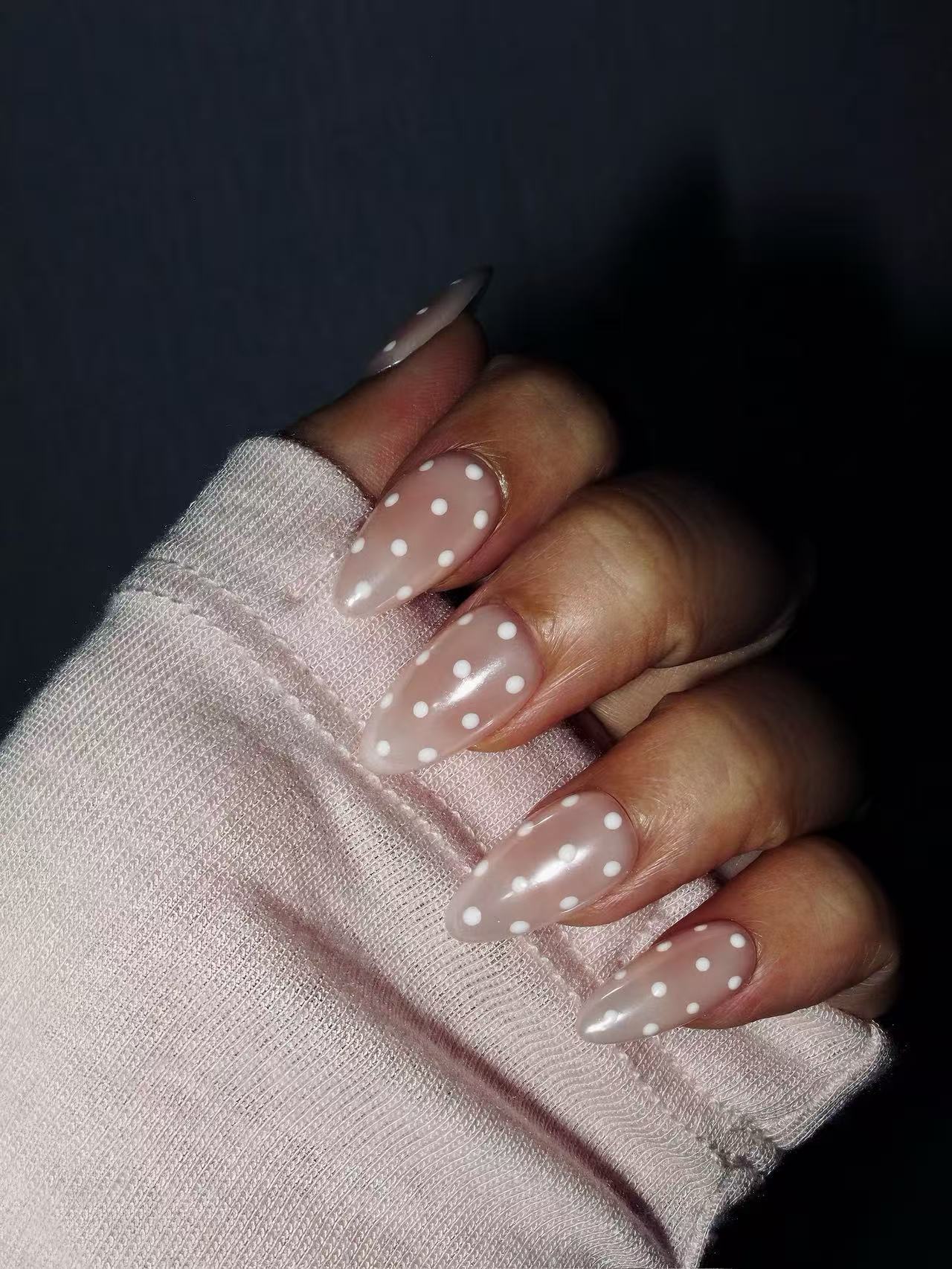 minimal polka dot press on nails for daily wear