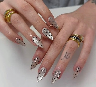 midnight-polka-press-on-nails-detail